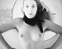 tinyspiritz:  garconniere:  golddays:  untitled self-portrait by francesca woodman. saw the exhibit at SF MOMA two weeks ago and this image has been branded upon my brain. more to follow.  oh my god. i’d never seen this image before. oh my god.    