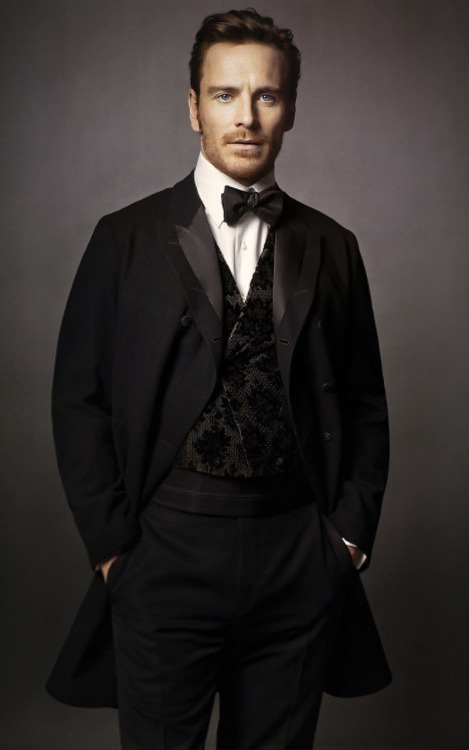 for-redheads:  Michael Fassbender by Henry Leutwyler for Vogue US March 2011: “Dashing Hero&rd