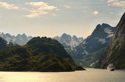 by ohagerup on Flickr.Entering Trollfjord - a 2 km long sidearm of the Raftsund between the Norwegia