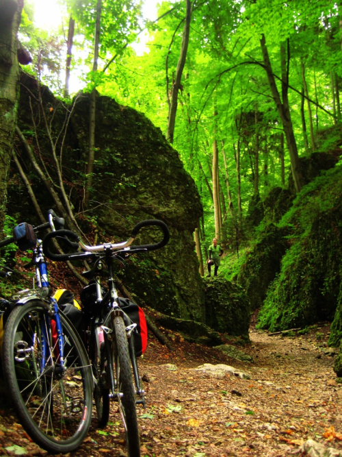 twowheeltravel: Ojcow National Park August 2011