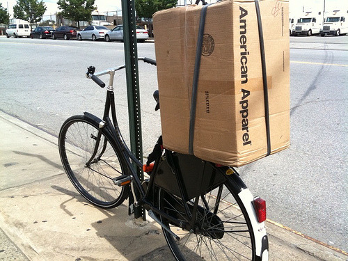 delightfulcycles: Dutch does UPS duty (by gage and desoto)