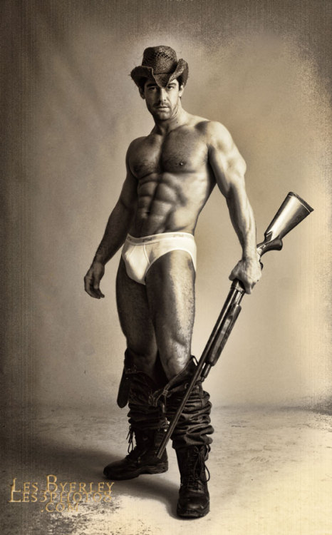 homografias:  Robert J. Miller | Les Byerly. http://www.homografias.tumblr.com 