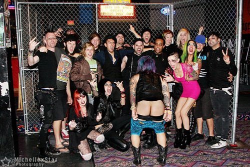 unityinfinity:  Dahvie’s ass ;] 
