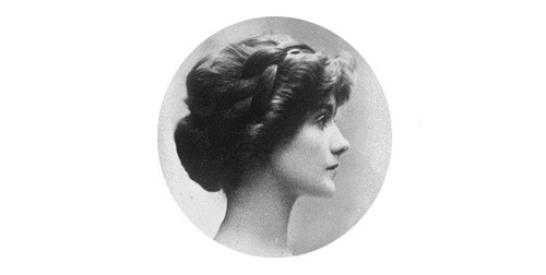 lacedheartt:Coco Chanel ca. 1909