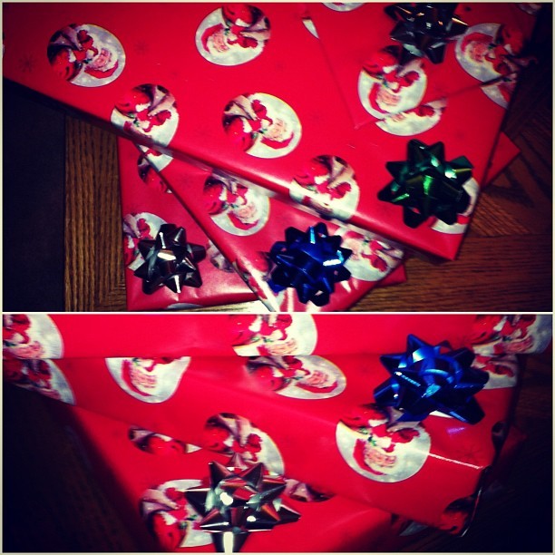 Gift-giving 12/25/2011 (Taken with Instagram at The Point at Laurel Lakes)