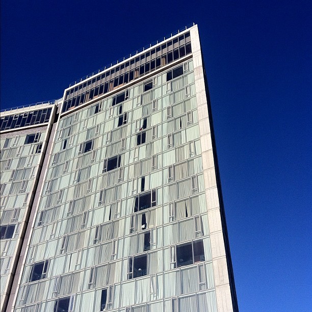 The @standardny Hotel by #PolshekPartners over #TheHighline #NewYork #architecture #archdaily #buildingbuddy #hotels #iphone4 #nofilter (Taken with instagram)