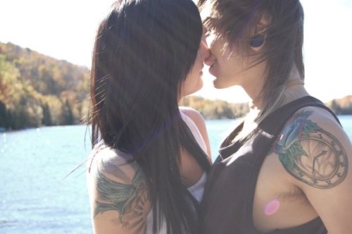 Cute emo couples kissing