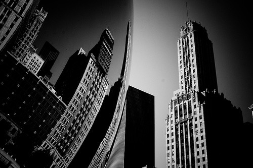 black-and-white:  Cloud Gate’s Reflection (by Dunny) 