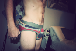 bromofratguy:  some guys can pull off briefs. 