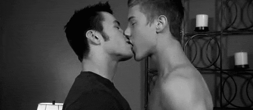 Porn Gay Kisses photos