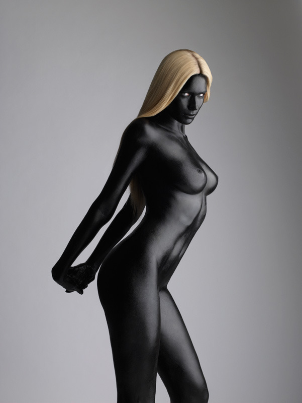 xxxcosplaypics:  View more XXX Cosplay PicsBlack Tuuli II by Rankin
