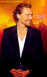 hiddlestonfan:  justamerplwithabox:   shercockled:  #i feel like i’m looking at