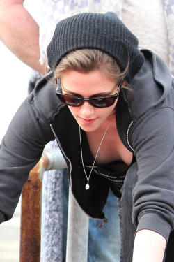 downblousebabes2:  Kristen Stewart downblouse