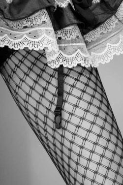 hollywoodinheels:  French maid with fishnets and garters!  Yes! 