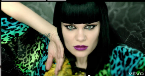 How many trends can you spot in Jessie J&rsquo;s new video for &ldquo;Domino&rdquo;?  We&rsquo;re ke
