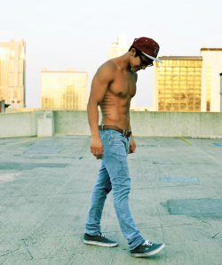 xtreamgear:  Jeans, cap,and Vans… 