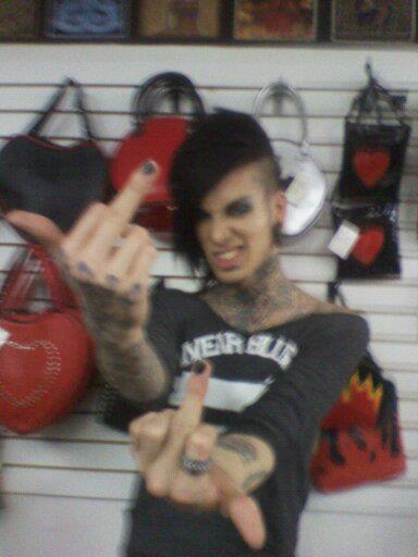 fuckyeahslashgashterrorcrew:  Jayy &amp; His Mom c: 