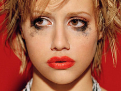 kynky:   My Top 75 Actors. 62. Brittany Murphy.   The rundown continues later tonight &gt; http://kynky.tumblr.com/