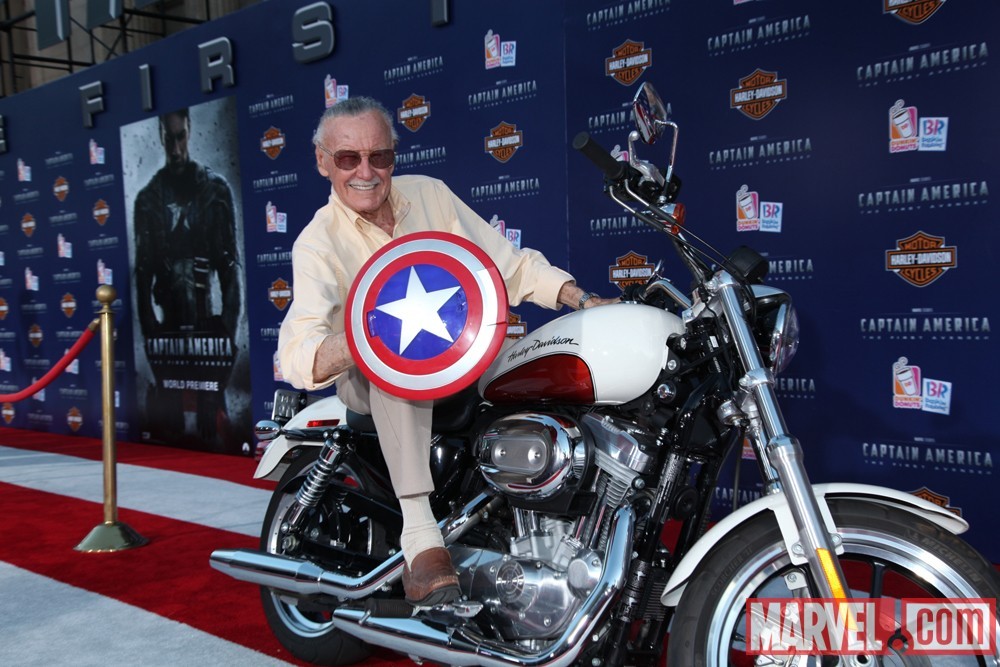 7ns:  also-also:  agentmlovestacos:  HAPPY BIRTHDAY, STAN LEE! 89 years young and