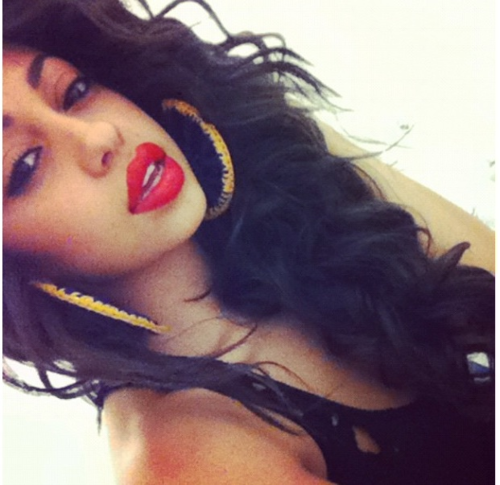ultimatebeauties:  damnshe 
