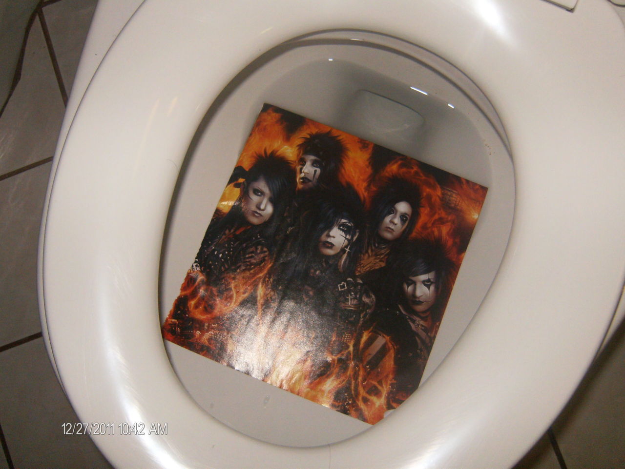 d1sposableteens:  lol exactly where they belong! :-)  
