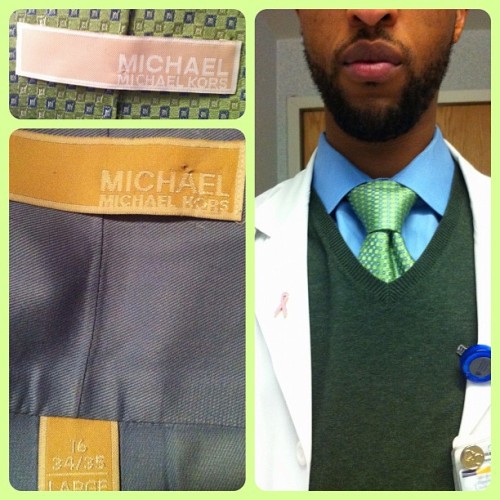 It was an MK coordinate type day…only thing missing is the brown MK timepiece…#OOTD (Taken with instagram)