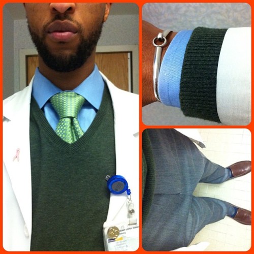 #OOTD chill ass bland ass day at work 12/28/11 (Taken with instagram)