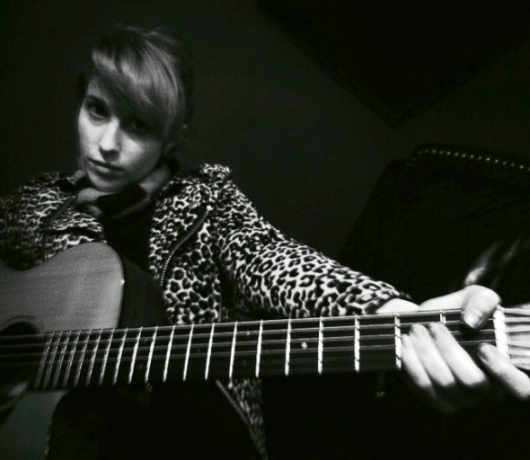 rockandfolk:  Can’t believe we have same leopard cardigans. 
