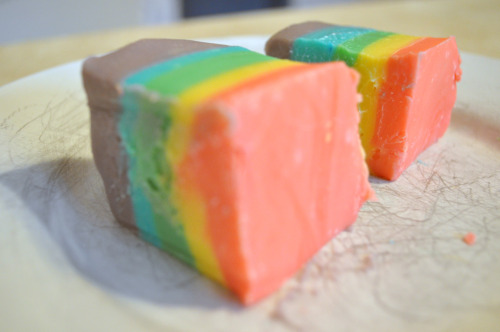 OMG! It&rsquo;s fudge that&rsquo;s rainbow! You know you want to make it! Click here for the recipe 