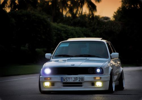 laneraymond:  This e30 is perfect. 