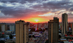 luisanabenitz:  Maracaibo by crl_ on Flickr.