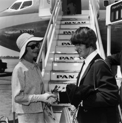 famouswithfamous:  Vivien Leigh and Ringo