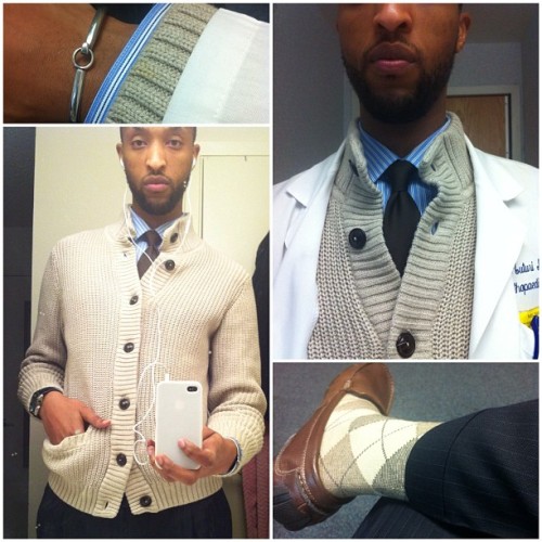 #OOTD 12/29/11…brown x blue theme. PS: for u new to cardigan-wearing, u never button the bottom button, NEVER! I swear I should be an H&M model w/ all their shyt in my closet 👌 (Taken with instagram)