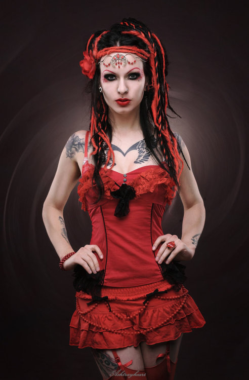 Porcelain dollby - AshtrayheartRomina