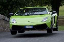 automotivated:  Lamborghini Gallardo LP570-4