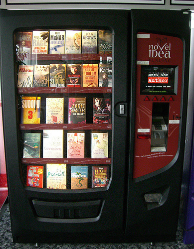 shorthairedgirl:  booklit:  A Book Vending Machine. Handy.  Everywhere, please. 