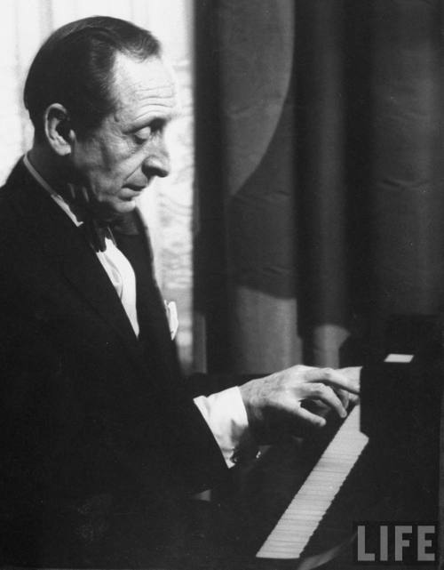 morereal:Pianist Vladimir Horowitz playing the piano at his home in New York.1965