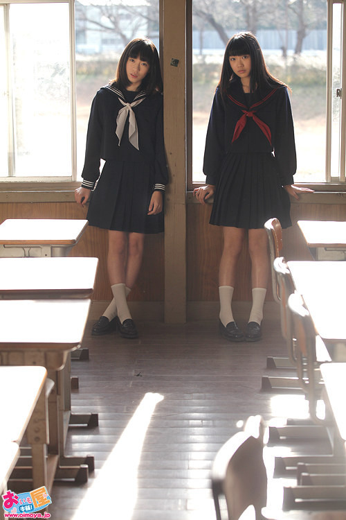 milky-honey:  the seifuku’s *_*
