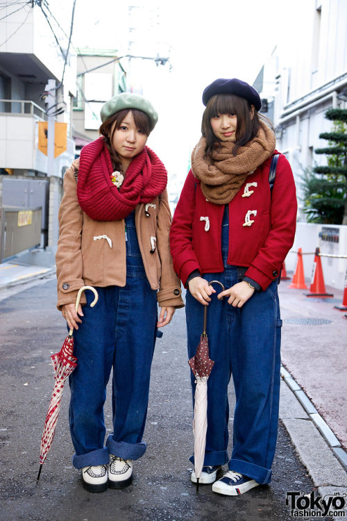 Fun Japanese girls wearing nearly identical outfits in Harajuku.