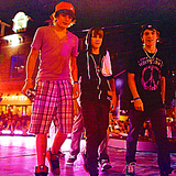 myperfect-dreams:   JUSTIN AND HIS BEST FRIENDS.  Por favor Justin,nao troque o Chaz,pela