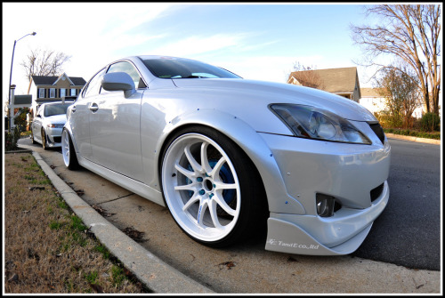 toyotatumblin:  momohitsthespot:  Sexy shit..  The famous supercharged IS350.  2006 Lexus IS350 Engine: 3.5L Supercharged 2GR-FSE; HKS GT Supercharger, 3-row front mount intercooler w/hard piping kit; PPE long tube headers; Synapse synchronic blow-off