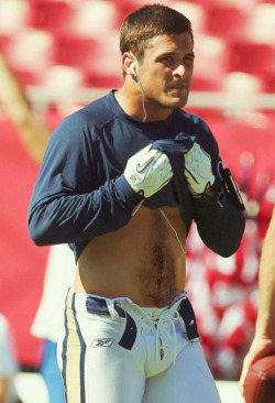 swaggyourteam:  St. Louis Rams | National