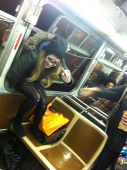 shamelessgirls:  kellykate:  HAPPY FUCKING NEW YEARS ASSHOLES, I JUST PEED OUT THE WINDOW OF A MOVING BUS. photo credit: Billy Roper  Internet-famous Kelly Kate…