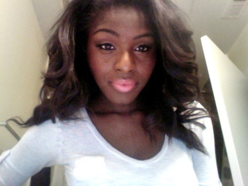 fuckyeahblackbeauties:  Themahoganymiss.com 
