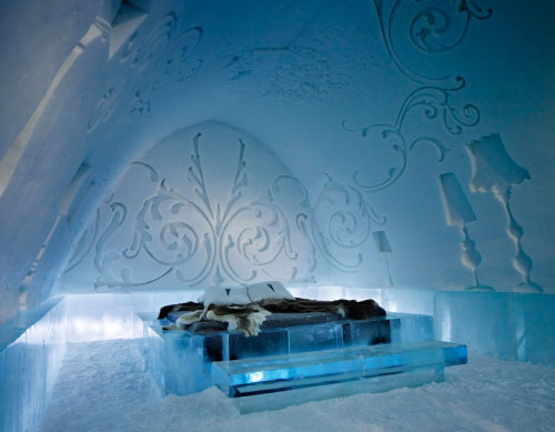 arvanahmodray: epicheatherpaul: kawaiinohiguchi: allthingsswedish: Jukkasjärvi Ice Hotel, Lappl