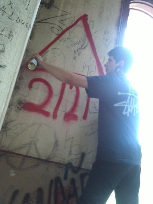 2012 graffiti .. 2121..