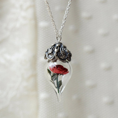 wickedclothes: Red Rose Necklace Terrarium. A realistic miniature rose is showcased inside an elegan