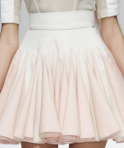 the-moth-princess:  David Koma, Spring 2011 