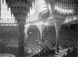 flashbackdandies:  muteoilydiscolour: Das Große Schauspielhaus - Berlin, 1919