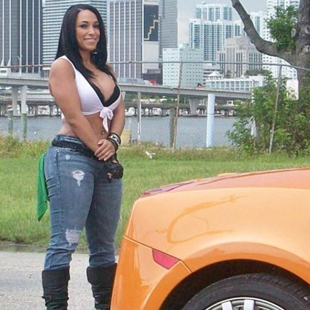 hcfmodels:  sofreshsothick:     Model Bubbles     Thick n sexy!    id be up in it&hellip;
